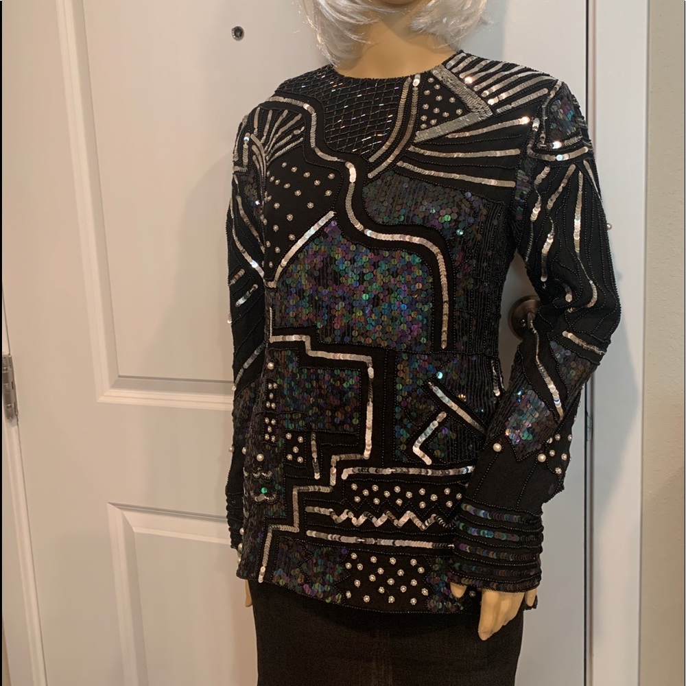 STUNNING VINTAGE SEQUIN TOP-medium